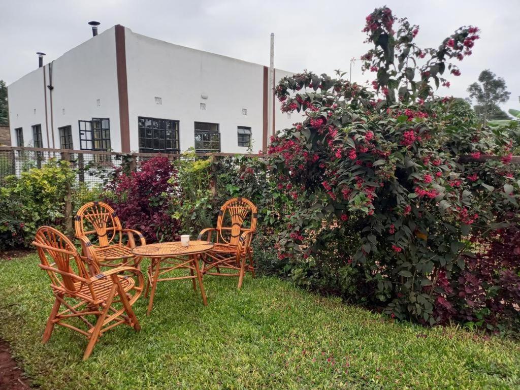 The Plantains Place Karatina Luaran gambar
